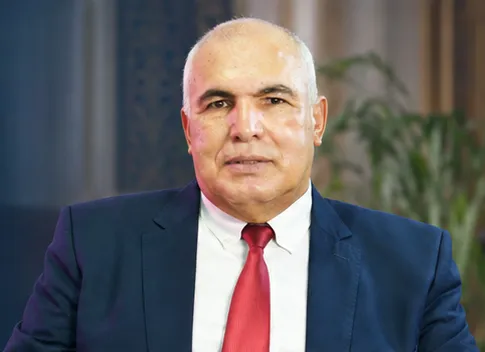عمر اعنان — الصورة المضمنة في التصميم المقدم